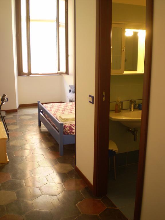 Trasteverooms La Bernardon Rome Bagian luar foto